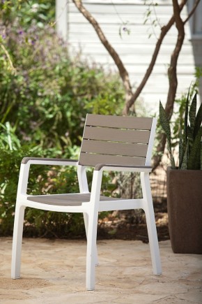 Стул c подлокотниками Гармония (Harmony armchair) белый-капучино в Златоусте - zlatoust.mebel24.online | фото 1